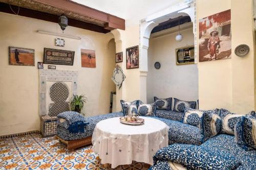 Фотографии гостевого дома 
            Family Room for 6 peoples Sunny Riad Inside Medina Fes El Bali