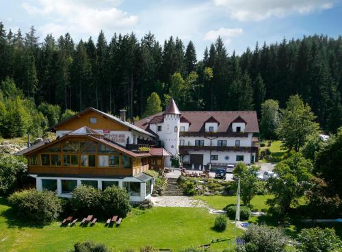 Фотография гостиницы Märchenhotel Waldpension Nebelstein