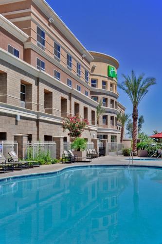 Фотография гостиницы Holiday Inn Ontario Airport - California, an IHG Hotel
