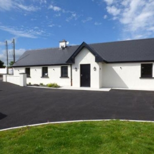 Фотография гостевого дома Laharn Cottage, Killorglin