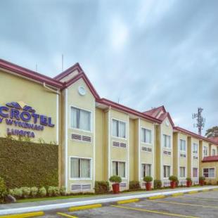 Фотография гостиницы Microtel by Wyndham Tarlac