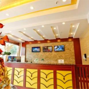 Фотографии гостиницы 
            GreenTree Inn Guangxi Yulin Jincheng Commercial Building Shell Hotel