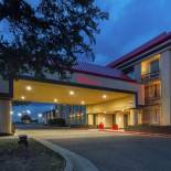 Фотография мини отеля Red Roof Inn & Conference Center Lubbock