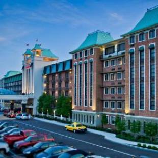 Фотографии гостиницы 
            Crowne Plaza Louisville Airport Expo Center, an IHG Hotel