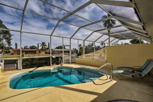 Фотографии гостевого дома 
            Cape Coral Escape with Screened Pool, Near Beaches!