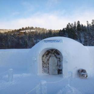 Фотографии гостиницы 
            Sorrisniva Igloo Hotel