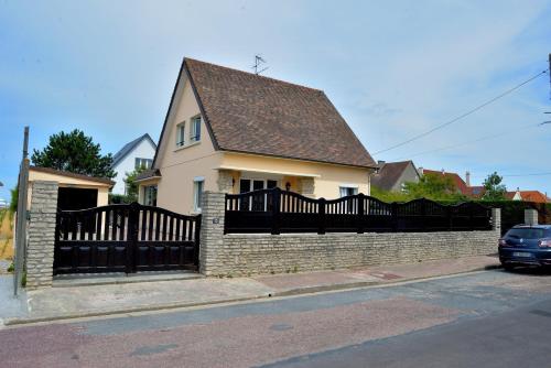 Фотография гостевого дома Villa Magulie, le calme en bord de plage