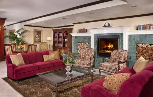 Фотография гостиницы Ayres Hotel Corona East