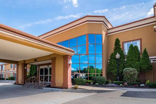 Фотография гостиницы Quality Inn & Suites Albany Airport