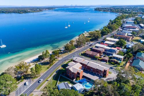 Фотографии гостевого дома 
            Boasting some of Bribie's Best Waterviews