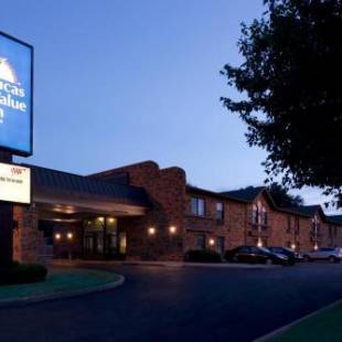 Фотографии гостиницы 
            Americas Best Value Inn - South Bend