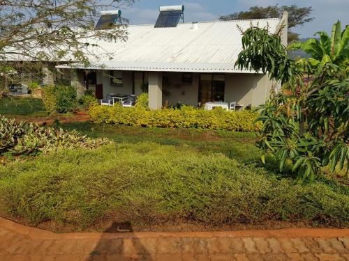 Фотография гостевого дома Tzaneen White House Lodge