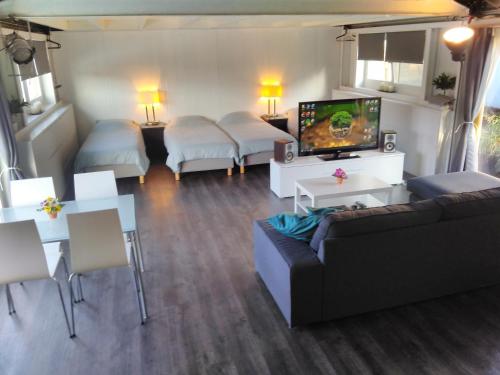 Фотография мини отеля Boathouse Amsterdam