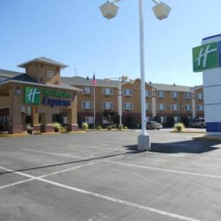 Фотографии гостиницы 
            Holiday Inn Express Winnemucca, an IHG Hotel