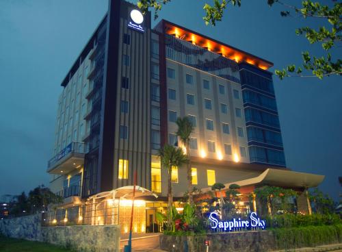 Фотография гостиницы Sapphire Sky Hotel & Conference