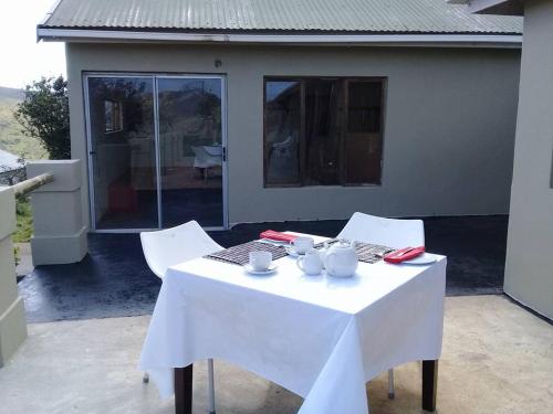 Фотография гостевого дома Hluhluwe Gate Safari Camp