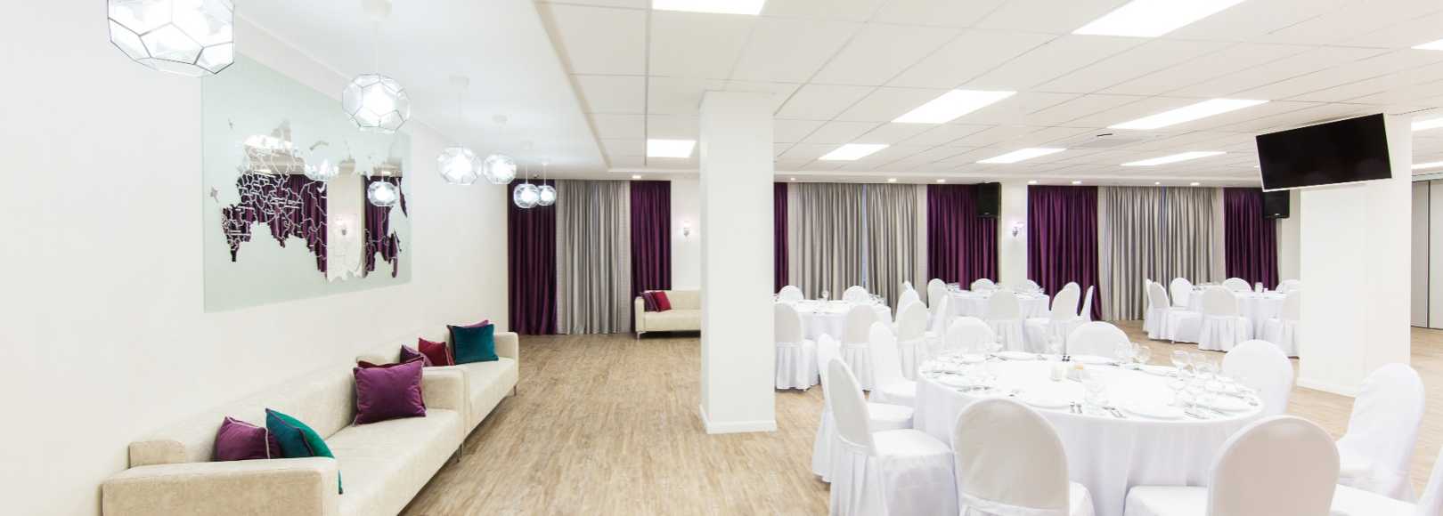 Фотография конференц-зала Конференц-зал Amaks Grand Hall