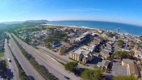 Фотография мотеля Americas Best Value Inn San Francisco/Pacifica