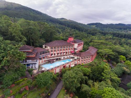 Фотографии гостиницы 
            Amaya Hills Kandy