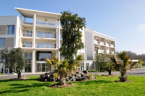 Фотография апарт отеля Golden Tulip Nantes Carquefou Suite