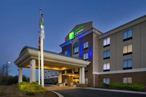 Фотография гостиницы Holiday Inn Express & Suites Columbia - East Elkridge, an IHG Hotel