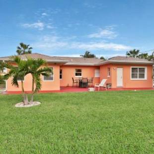 Фотографии гостевого дома 
            Cocoa Beach Bungalow