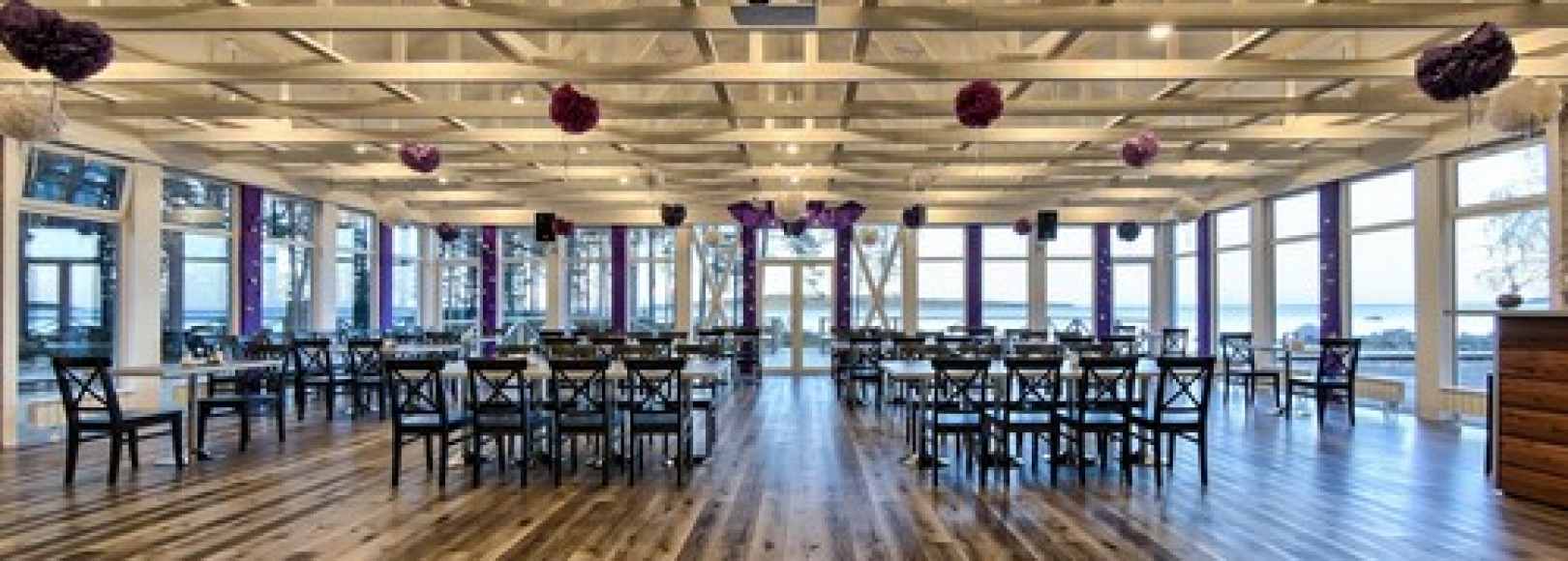 Фотография банкетного зала Ладога-озеро