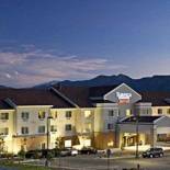 Фотография гостиницы Fairfield Inn and Suites by Marriott Colorado Springs North Air Force Academy