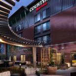 Фотография гостиницы Courtyard by Marriott Charleston Summerville