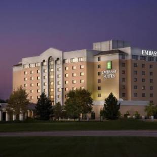 Фотографии гостиницы 
            Embassy Suites Kansas City International Airport