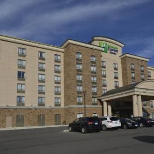 Фотографии гостиницы 
            Holiday Inn Express Hotel & Suites Waterloo - St. Jacobs Area, an IHG Hotel