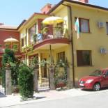 Фотография гостиницы Family Hotel Kavrakovi