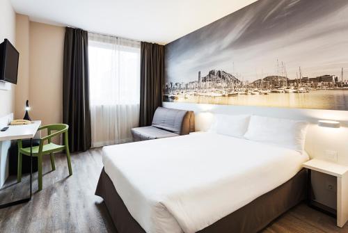 Фотография гостиницы B&B Hotel Alicante