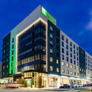 Фотография гостиницы Holiday Inn Hotel & Suites Chattanooga, an IHG Hotel