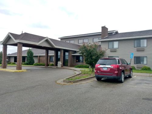 Фотография гостиницы Madelia Hotel & Suites