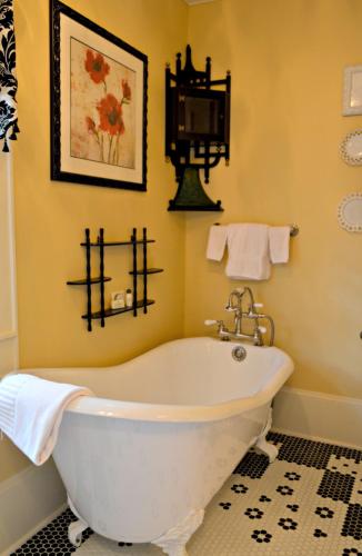 Фотография мини отеля Pettigru Place Bed & Breakfast