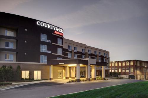 Фотографии гостиницы 
            Courtyard by Marriott Starkville MSU at The Mill Conference Center