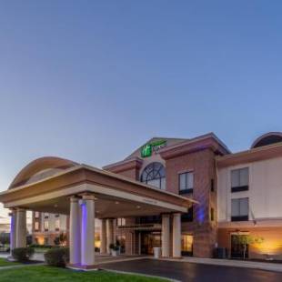 Фотографии гостиницы 
            Holiday Inn Express Hotel & Suites Bowling Green, an IHG Hotel