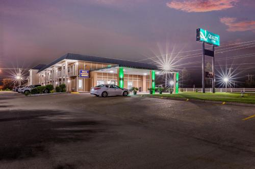Фотография гостиницы Quality Inn Forrest City I-40