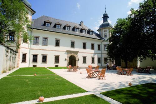 Фотография гостиницы JUFA Hotel Schloss Röthelstein