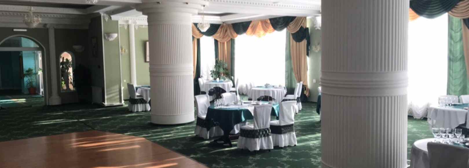 Фотография банкетного зала Семь Лиственниц