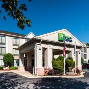 Фотографии гостиницы 
            Holiday Inn Express Hotel & Suites Charlotte Airport-Belmont, an IHG Hotel