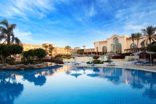 Фотографии гостиницы 
            Pyramisa Beach Resort Sahl Hasheesh