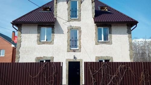 Фотография гостевого дома Коттедж Пять дубов