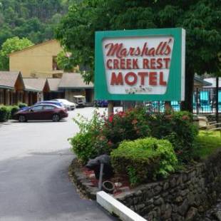 Фотографии мотеля 
            Marshall's Creek Rest Motel