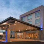 Фотография гостиницы Holiday Inn Express & Suites - Sterling Heights-Detroit Area, an IHG Hotel