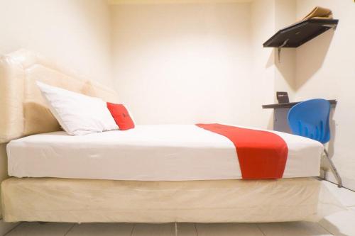 Фотография гостевого дома RedDoorz Syariah near Stadion Maulana Yusuf