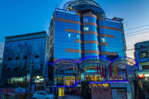 Фотографии гостиницы 
            Airport Hotel