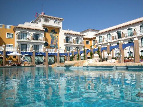 Фотография гостиницы Hotel La Laguna Spa & Golf