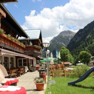 Фотографии гостиницы 
            Alpenhotel Widderstein